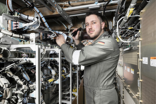 Bw-Mil-Lw-Ger-Elo-2560x1707px4